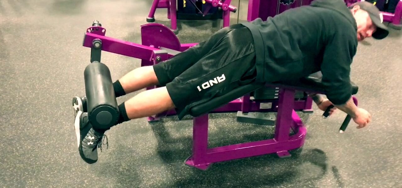 Leg Curl Machine: